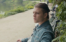 http://upforme.ru/uploads/001a/a9/5e/13/37440.gif