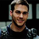 http://upforme.ru/uploads/001a/b2/2a/121/419736.gif