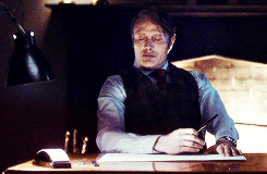 http://upforme.ru/uploads/001a/b3/18/233/508369.gif
