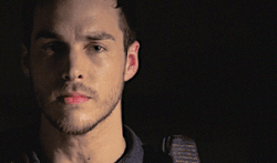 http://upforme.ru/uploads/001a/b7/b4/7/118493.gif