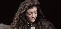 http://upforme.ru/uploads/001a/bb/51/4/588041.gif