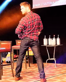 http://upforme.ru/uploads/001a/bb/51/6/19620.gif
