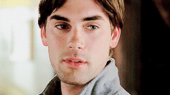 http://upforme.ru/uploads/001a/cb/64/5/t868632.gif