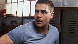 http://upforme.ru/uploads/001a/ce/02/20/t372163.gif