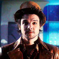 http://upforme.ru/uploads/001a/d5/29/29/392465.gif