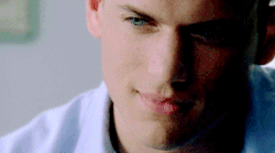 http://upforme.ru/uploads/001a/d6/5e/41/373308.gif