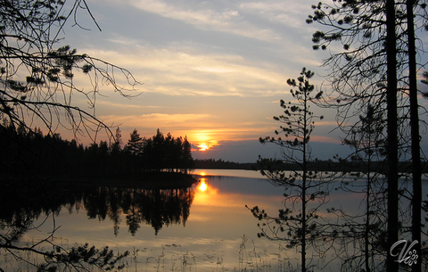 http://upforme.ru/uploads/001a/da/db/2/t378979.png