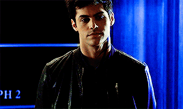 http://upforme.ru/uploads/001a/dc/a2/21/978187.gif