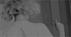 http://upforme.ru/uploads/001a/e2/37/2/370335.gif