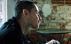 http://upforme.ru/uploads/001a/e3/37/35/224628.gif