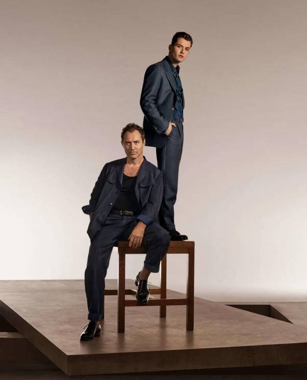 http://upforme.ru/uploads/001a/e3/bd/40/t460712.jpg