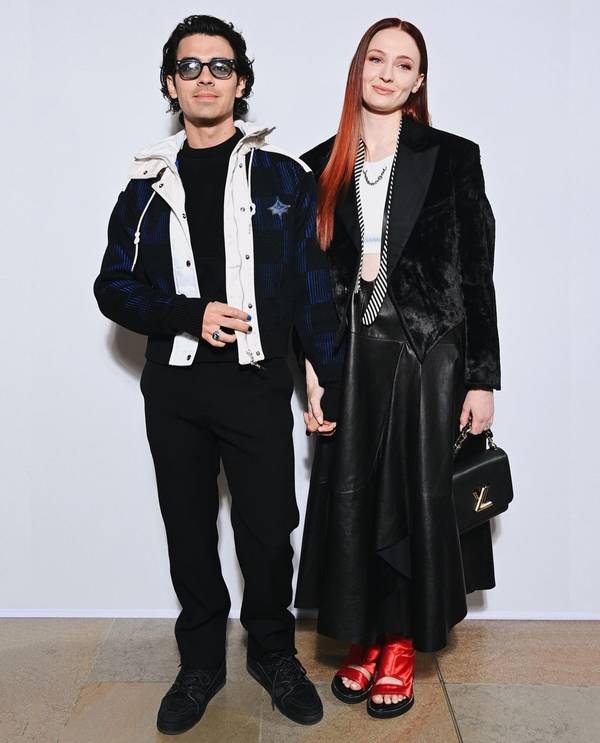 http://upforme.ru/uploads/001a/e3/bd/40/t941394.jpg