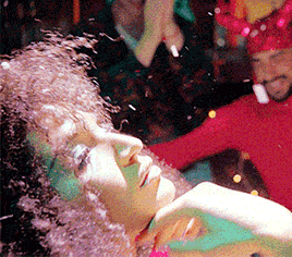 http://upforme.ru/uploads/001a/e6/71/66/713534.gif
