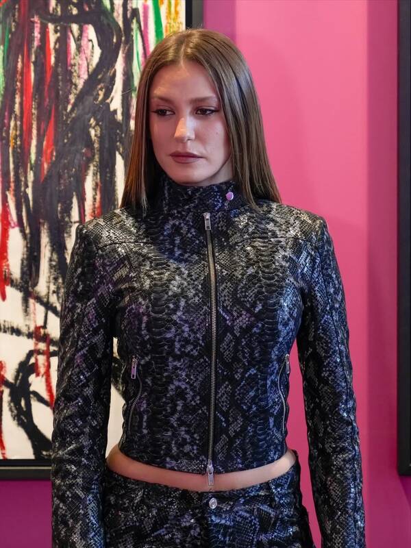 http://upforme.ru/uploads/001a/ee/da/7/t372014.jpg