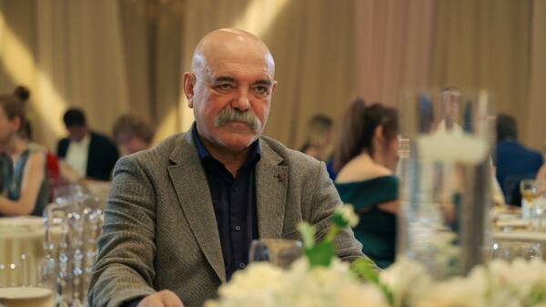 http://upforme.ru/uploads/001a/ee/da/7/t720360.jpg