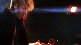 http://upforme.ru/uploads/001b/10/4d/12/51521.gif