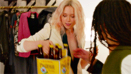 http://upforme.ru/uploads/001b/15/80/15/964175.gif