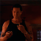 http://upforme.ru/uploads/001b/15/be/25/155389.gif