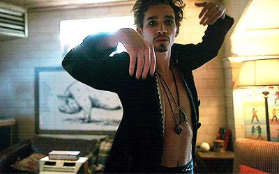 http://upforme.ru/uploads/001b/47/2a/2/305864.gif