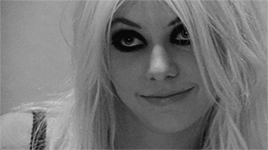 http://upforme.ru/uploads/001b/58/4b/5/11482.gif