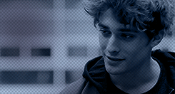 http://upforme.ru/uploads/001b/5a/8b/4/368228.gif