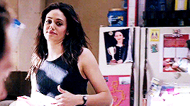 http://upforme.ru/uploads/001b/5c/82/448/770922.gif