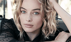 http://upforme.ru/uploads/001b/77/de/48/622688.gif
