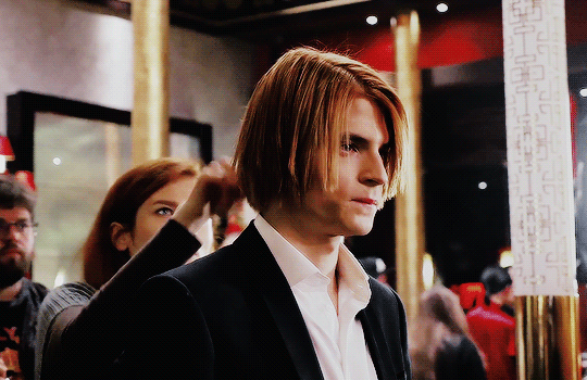 http://upforme.ru/uploads/001b/99/3d/20/540071.gif