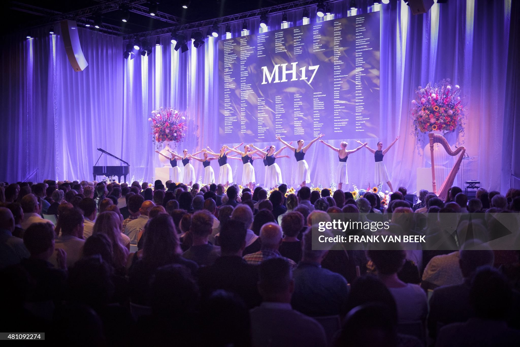 http://upforme.ru/uploads/001b/b8/9f/28/970228.jpg