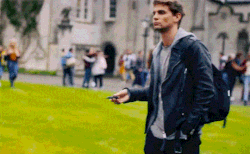 http://upforme.ru/uploads/001b/c5/92/31/140212.gif