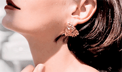 http://upforme.ru/uploads/001b/c5/92/9/86579.gif