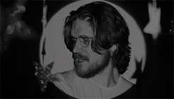 http://upforme.ru/uploads/001b/c6/9c/44/886278.gif