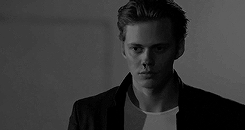http://upforme.ru/uploads/001b/cb/72/156/369682.gif