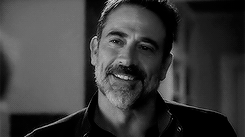 http://upforme.ru/uploads/001b/cb/72/183/307220.gif