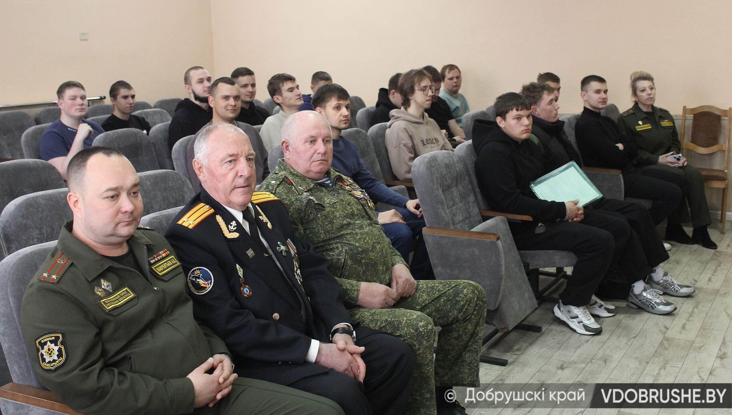 http://upforme.ru/uploads/001c/6b/51/2/437962.jpg