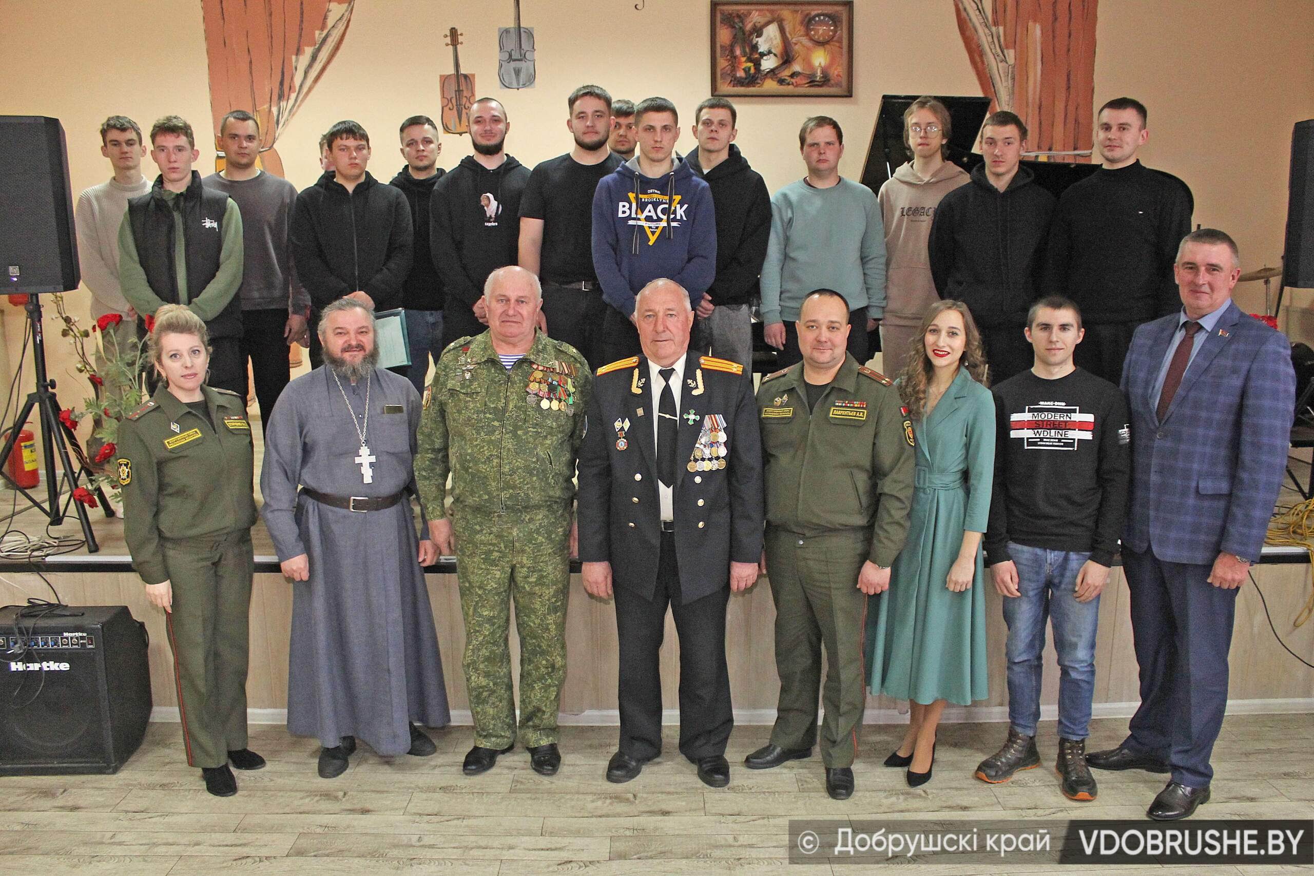 http://upforme.ru/uploads/001c/6b/51/2/532246.jpg