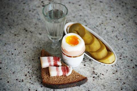 �������