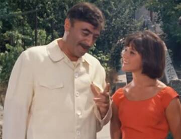 Почти смешная история (©) Почти смешная история (©)