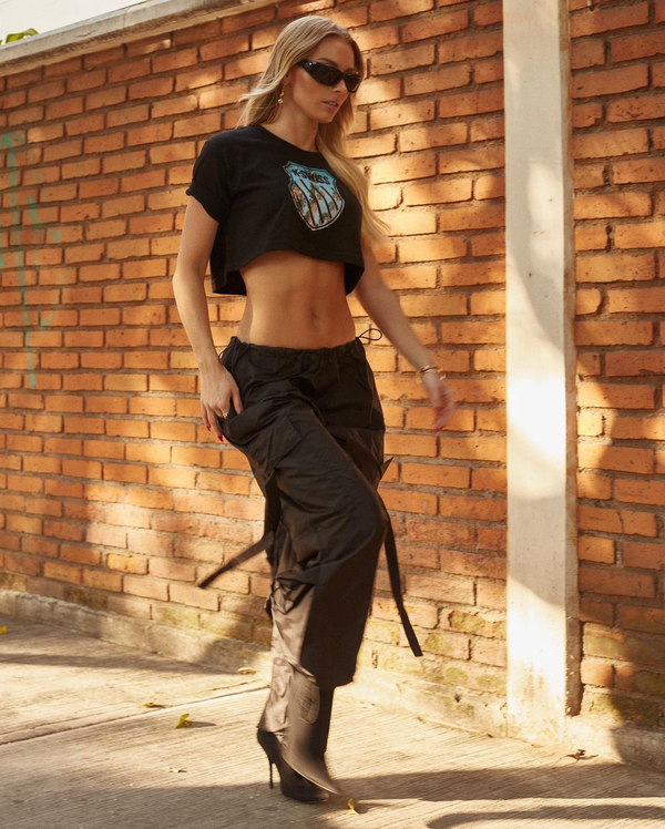 https://upforme.ru/uploads/0000/0c/05/11912/t773756.png