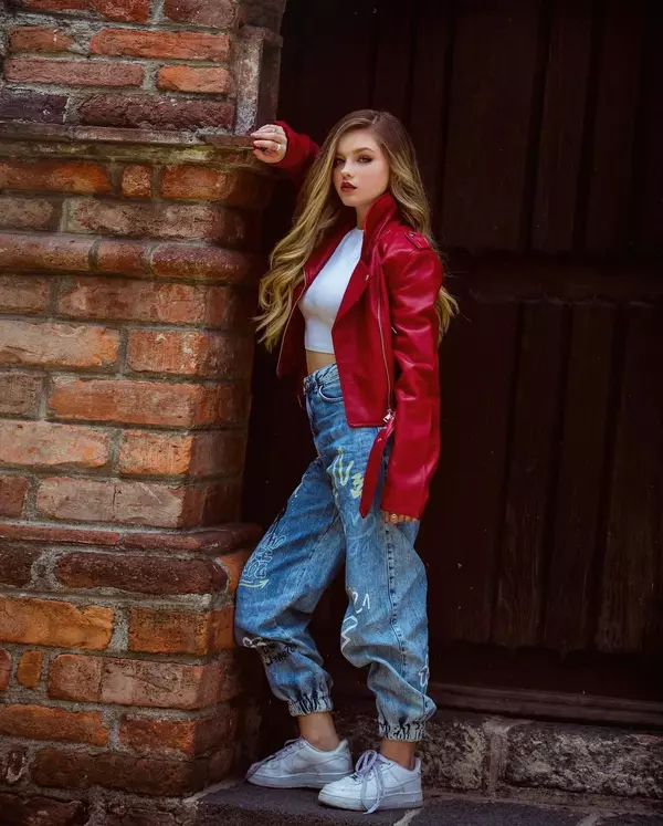 https://upforme.ru/uploads/0000/0c/05/7651/t81717.webp