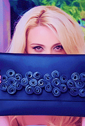https://upforme.ru/uploads/0000/14/18/12643/505127.gif
