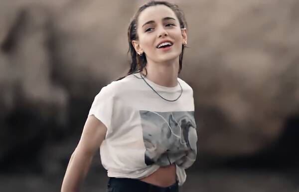 https://upforme.ru/uploads/0000/14/18/18282/t574854.jpg