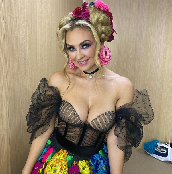 https://upforme.ru/uploads/0000/14/18/20205/t166411.png