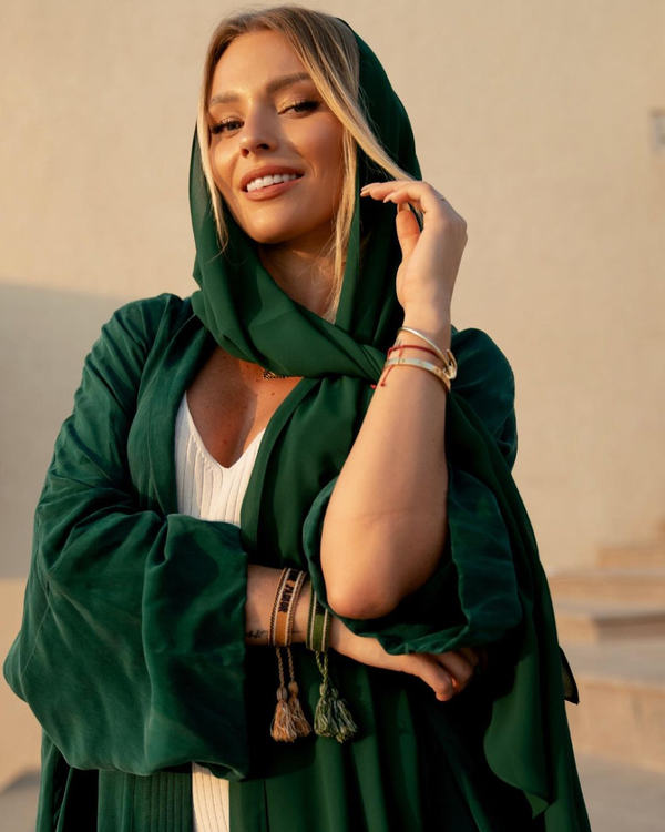 https://upforme.ru/uploads/0000/14/18/20205/t291020.png
