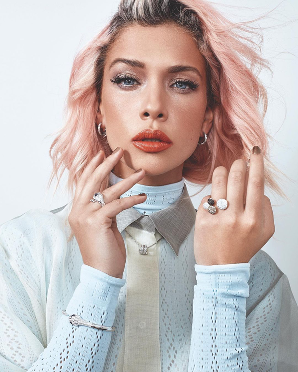 https://upforme.ru/uploads/0000/14/18/20205/t371926.png