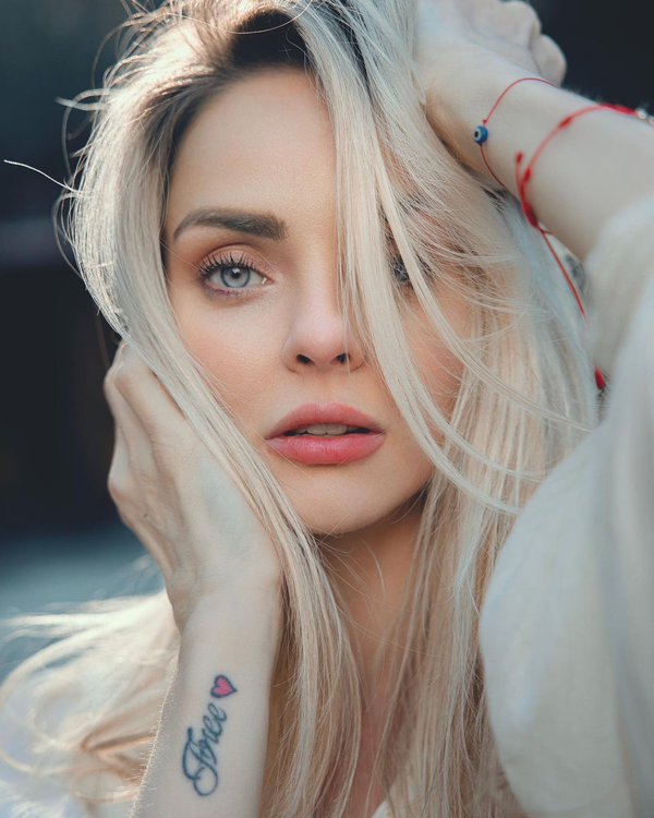 https://upforme.ru/uploads/0000/14/18/20205/t421626.png