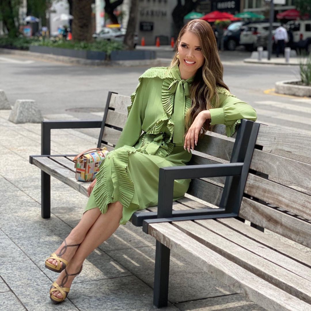 https://upforme.ru/uploads/0000/14/18/5146/478541.jpg