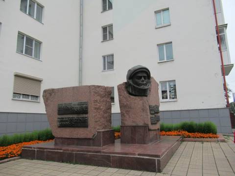 https://upforme.ru/uploads/0000/18/53/19/t434503.jpg