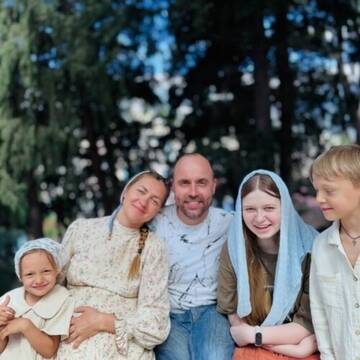 https://upforme.ru/uploads/0001/15/60/1072/t249157.jpg