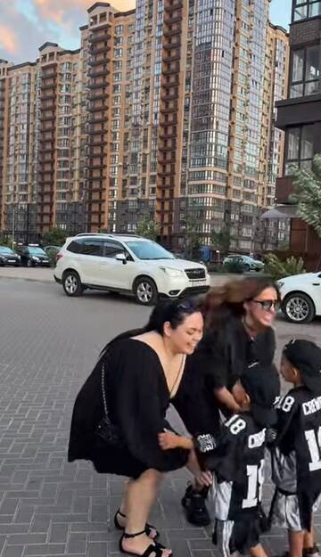 https://upforme.ru/uploads/0001/15/60/1072/t747342.jpg